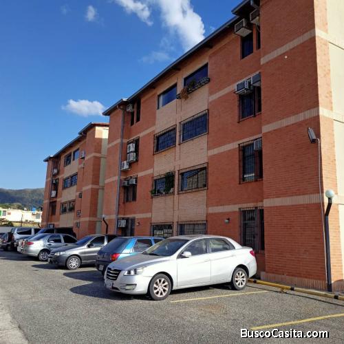 Apartamento en Res.  Piedra Azul.  Urb Tazajal,  Naguanagua. 