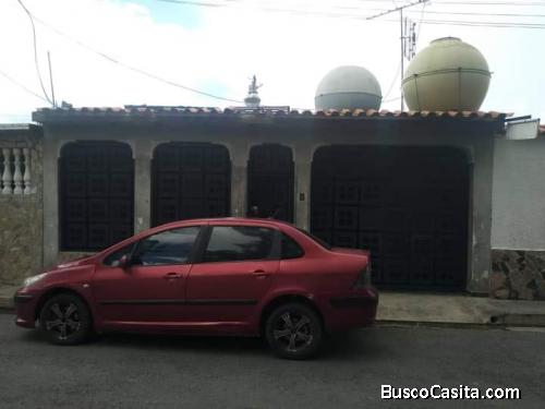Casa en Los Samanes- Maracay