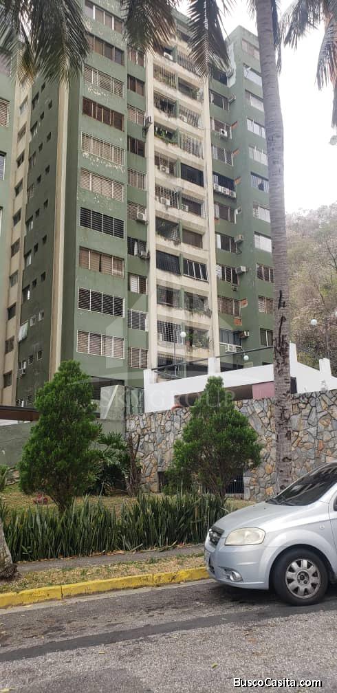 SKY GROUP PLATINUM VENDE Apartamento en las Chimeneas