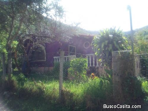 Bella propiedad en las afueras de la ciudad.