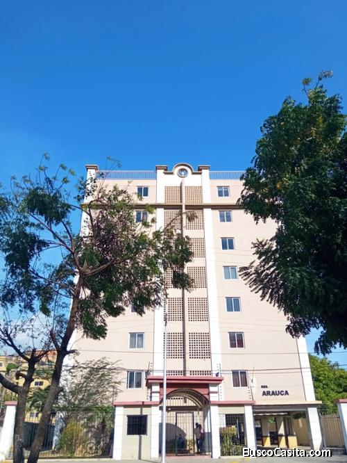 Apartamento en Naguanagua,  Residencias Arauca de 83 M2. Código: FOA-1415