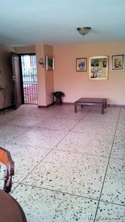 Hermoso Apartamento ubicado en la Urb Los Nisperos 