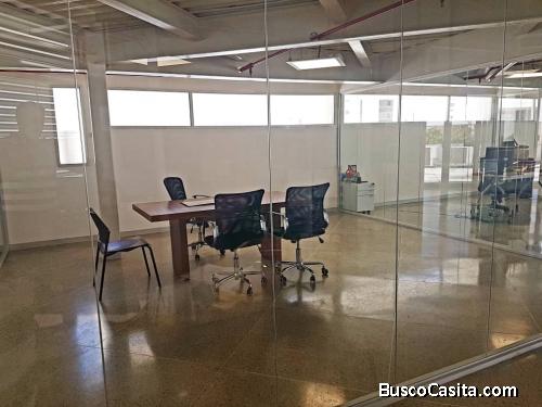 Oficina en Alquiler Av 5 de Julio. Terraza 77. API 37196