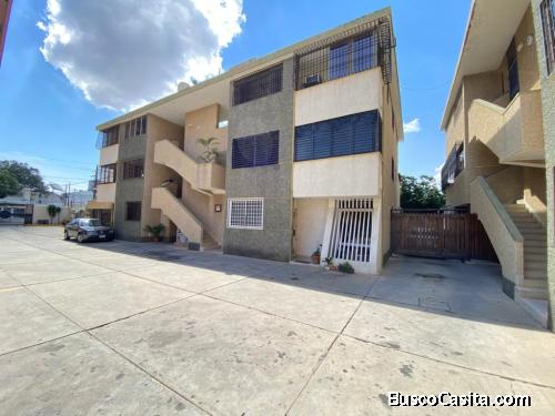 SE VENDE APARTAMENTO EDIFICIO TEVERE MARACAIBO