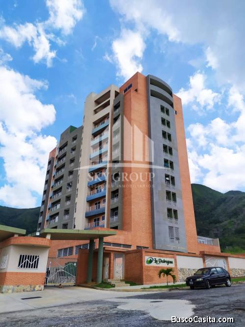 SKY GROUP PLATINUM VENDE Apartamento en Jardin Mañongo