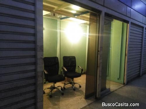 En venta dos locales para uso comercial u oficina, ubicado en cc doral baralt