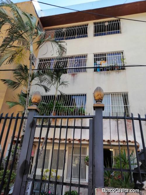 SKY GROUP PLATINUM VENDE ⁣Apartamento en Guataparo, Santa Mónica