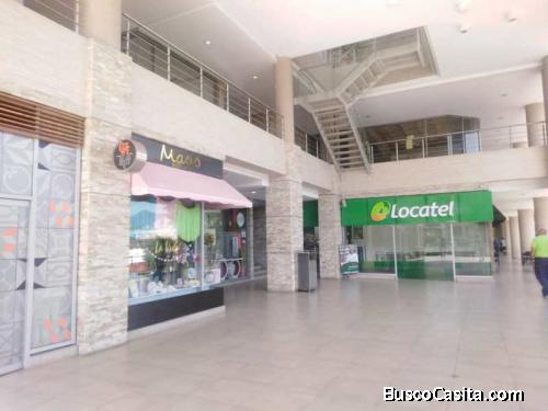 SKY GROUP  PLATINUM VENDE Local en C. C. Concepto La Viña