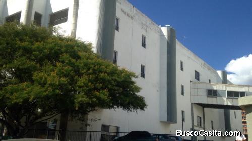 SKY GROUP PLATINUM VENDE Oficina en Naguanagua