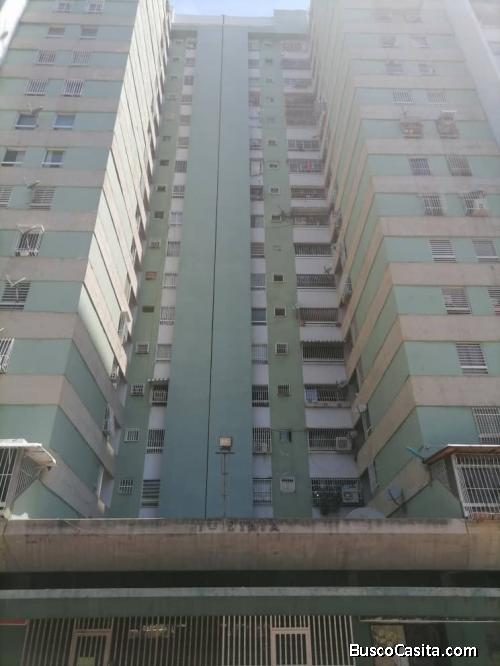 Apartamento en El Paraiso 2 habitaciones 2 baños con mucho potencial VENTA