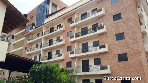 SKY GROUP PLATINUM VENDE Pent-house en el Limón Country