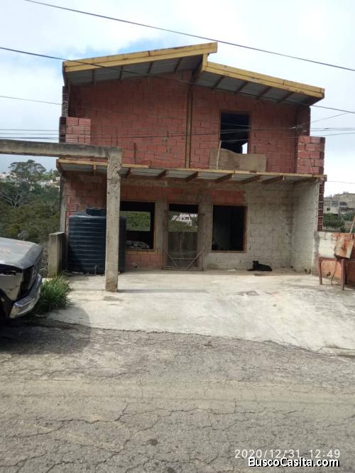 edificio de 200mt2 en el junquito urb. privada km 13