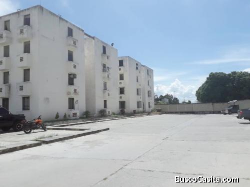 SKY GROUP PLATINUM VENDE Apartamento en Guacara