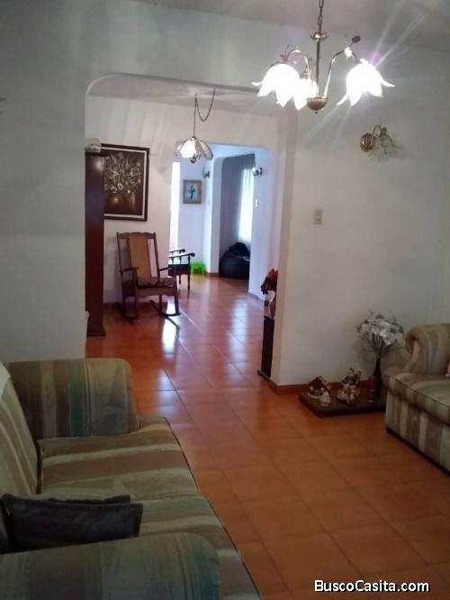 Espectacular casa amoblada en La Pastora 