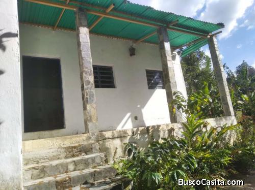 Sky Group vende fresca y cómoda casa de 135m2,  3 habitaciones en el pueblo de Cubiro