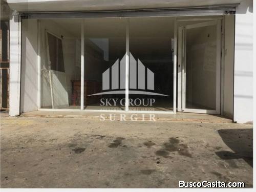 Alquiler Local Puerta Maraven av Ollarvides