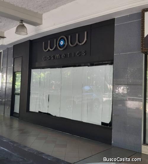 SKY GROUP PLATINUM VENDE Local en Prebo.