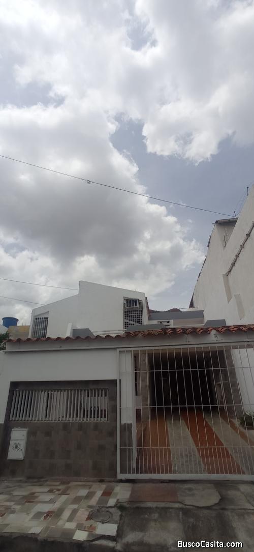 Casa de dos planta en San Diego Urb L a Esmeralda 