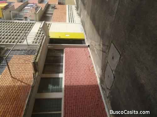 APTO. RES. LAS ACACIAS, AV. BOLIVAR