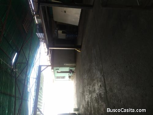 GALPON AV. LAS FERIAS