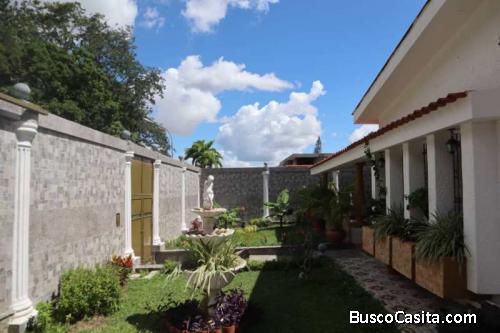 Casa en Venta en la Viña Valencia FOC-793