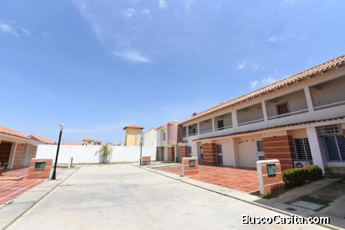 SKY GROUP PLATINUM VENDE Apartamento en Pecadores, Tucacas