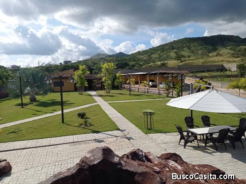 Complejo Turístico en Tinaquillo FOFC-023