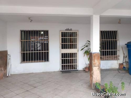 SKY GROUP PLATINUM VENDE Casa en el Remanso, San Diego