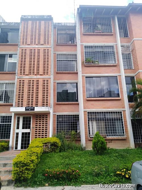 SKY GROUP PLATINUM VENDE Apartamento en Jardín Cotoperi