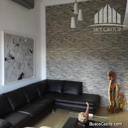 SKY GROUP PLATINUM VENDE Casa en El Parral.