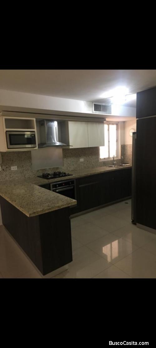 Apartamento. Venta. Maracaibo. Lago Country. III. 13.04.21.