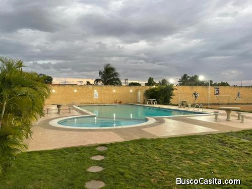 FANTASTICO TOWN HOUSE EN ZONA PRIVILEGIADA 