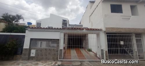 SKY GROUP PLATINUM VENDE Casa en La Esmeralda, San Diego