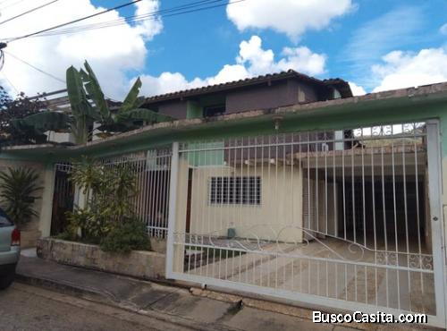 SKY GROUP PLATINUM VENDE Townhouse en Terrazas de Paramacay