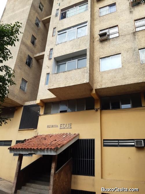Apartamento En Venta en Res. Edue, Los Colorados FOA-1538