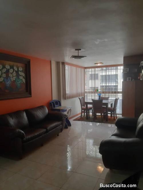 Apartamento en Santa Mónica 3 habitaciones 2 baños EN VENTA