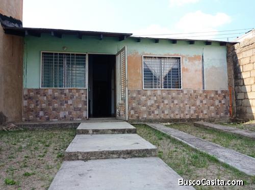 FOC-967 Casa en  Vlencia Urb. calicanto - Res. los Cedros