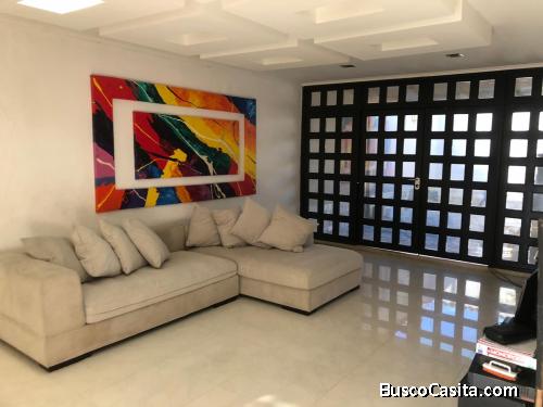 SKY GROUP PLATINUM VENDE Casa En El Roble, Sector La pradera