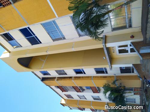 SKY GROUP PLATINUM ALQUILA Apartamento en Valles del Nogal