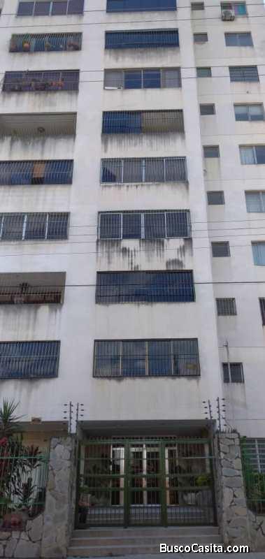 SKY GROUP PLATINUM VENDE Apartamento en Las Anna María II