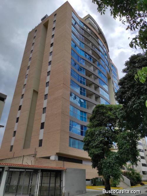 SKY GROUP PLATINUM VENDE Apartamento en Sevilla Real