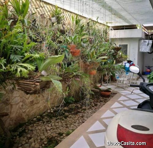 Casa amplia y cómoda en Lechería