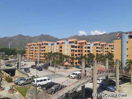 Apartamento en Venta frente a la UJAP Res. Poblado de San DIego