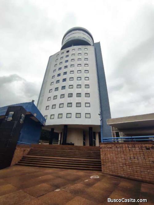 SKY GROUP PLATINIMU ALQUILA Oficina en Valles de Camoruco