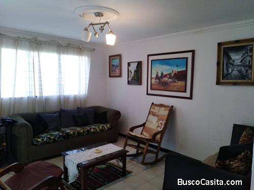 SKY GROUP PLATINUM VENDE Town House en Terrazas de Paramacay