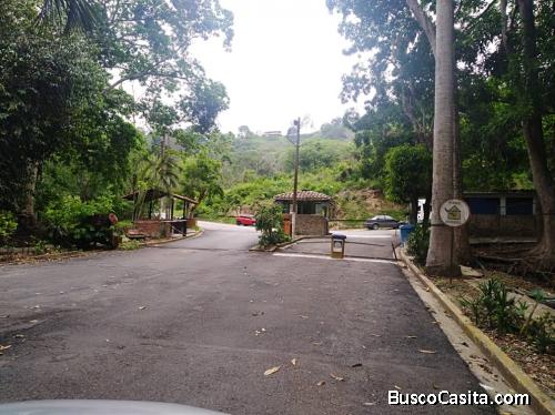 SKY GROUP PLATINUM VENDE Terreno en La Entrada, Naguanagua