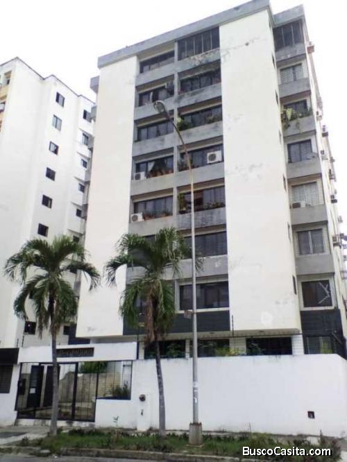 SKY GROUP PLATINUM VENDE Apartamento en Sabana Larga, Prebo