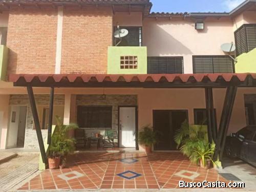 SKY GROUP PLATINUM VENDE Casa en Rusticana Country