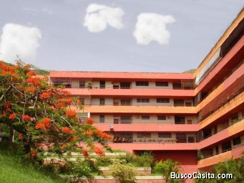 SKY GROUP Vende apartamento en Floresta Guacara FOA-1573