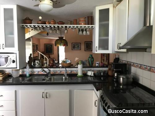 EN VENTA TOWNHOUSE EN C.R. CAYO DE AGUA, LECHERIA